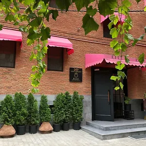 Elle Boutique **** Tbilisi